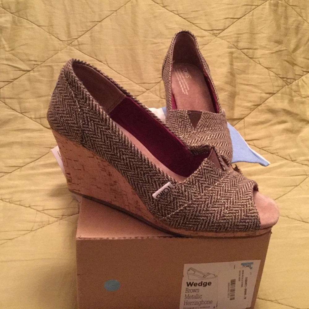 Toms brown metallic herringbone, cork wedge shoes
